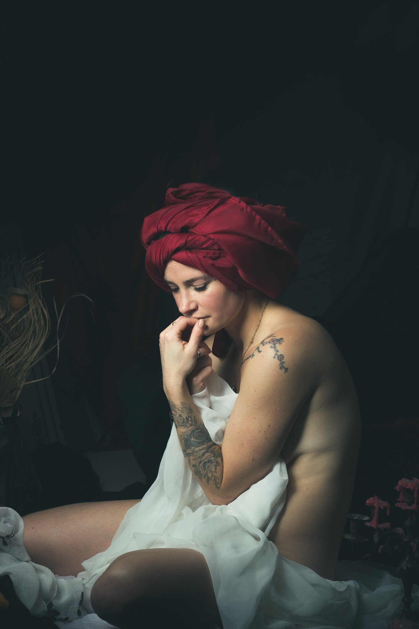 photo style peinture jeune femme au turban