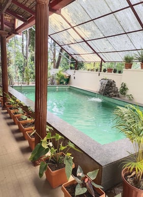 silver shades private pool