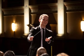 Ryan Parks conducting at VSMF