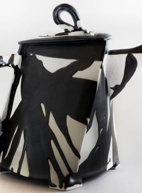 handmade pottery teapots by Perry Pottery. 