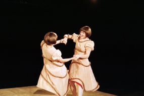 "La Monstre". Gersende Michel, Séverine Cojannot. Delle Piane / Beheydt