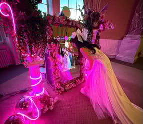 Magic mirror Photo Booth hire , London photobooth hire , brand event planner , wedding planner