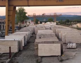 Hurtownia kamienia naturalnego, producent trawertyn włoski