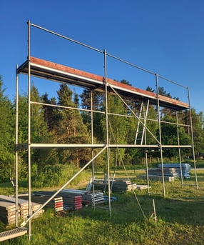 tērauda sastatnes stalažas 9x4.8m