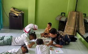 Mewarnai  SLB Negeri Colomadu