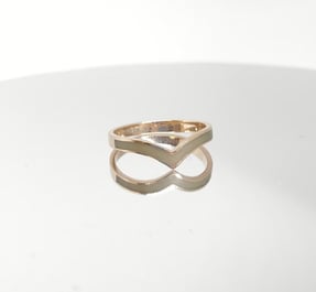 anillo rosa con leche materna