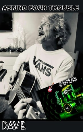Dave, our superb guitarist!