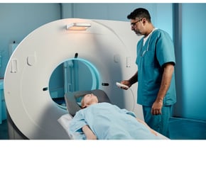 Doctor perform CT scan test 