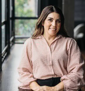 Nikki Bowden, Noosa-sunshine coast-brisbane-based authorised marriage celebrant