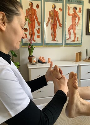 Monika Nawrot refleksoterapia i terapie naturalne