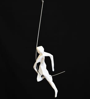 mobile sculpture papier personnage mouvement