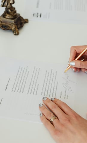 signing paper for notary signature