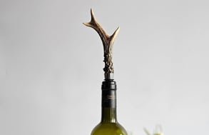 Antler bottle stopper