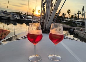 Aperitif auf einem Boot Cagliari