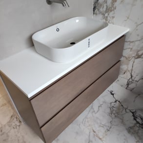 ΠΑΓΚΟΣ ΕΠΙΠΛΟΥ ΜΠΑΝΙΟΥ SOLID SURFACES