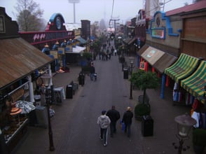 Attractiepark slagharen mainstreet vanuit kabelbaan 2007