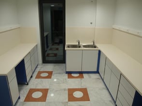 ΠΑΓΚΟΙ ΕΡΓΑΣΤΗΡΙΟΥ SOLID SURFACES