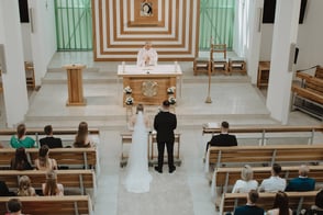 Vestuvių fotografas Kaune- reportažinė vestuvių fotosesija