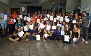 grupo de pessoas reunidas após treinamento de criatividade do Dojô de Criatividade