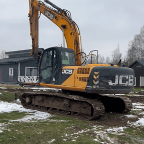 vikšrinis JCB ekskavatorius
