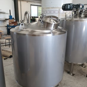 SS 316 L FOOD GRADE TANKS UAE