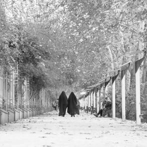Iran-Shiraz-Women-Photo © Mohsen Mahmoodzadeh