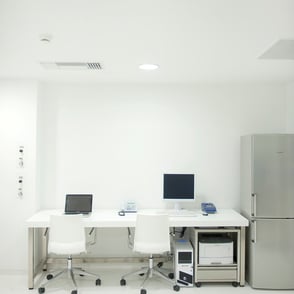 ΤΟΙΧΟΠΟΙΙΑ ΧΕΙΡΟΥΡΓΕΙΟΥ SOLID SURFACES
