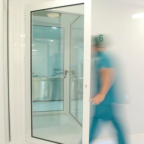 ΤΟΙΧΟΠΟΙΙΑ ΧΕΙΡΟΥΡΓΕΙΟΥ SOLID SURFACES