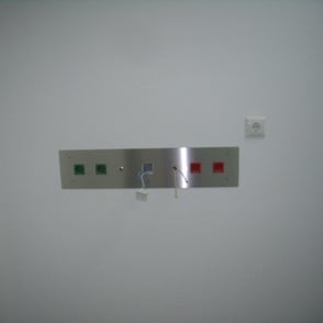 ΤΟΙΧΟΠΟΙΙΑ ΧΕΙΡΟΥΡΓΕΙΟΥ SOLID SURFACES