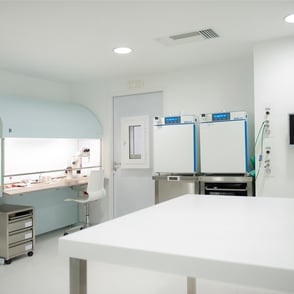 ΤΟΙΧΟΠΟΙΙΑ ΧΕΙΡΟΥΡΓΕΙΟΥ SOLID SURFACES