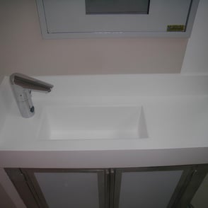Χειρουργικοί νεροχύτες surgical sink scrub up solid surfaces