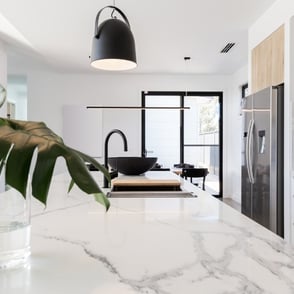 Reforma integral de cocina rústica modernizada en Valencia capital