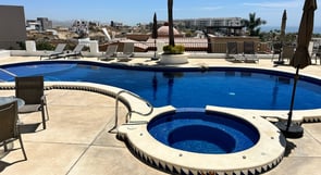 LL401 pool side