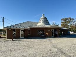 Picture of the Skylight Inn BBQ restaurant.