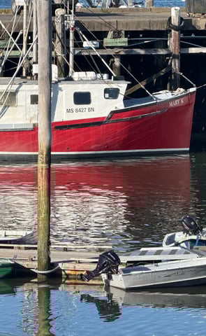 Plymouth, MA - Harbor Boats