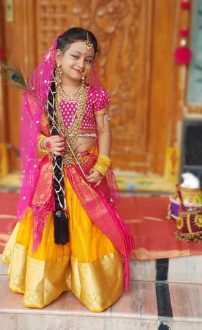 radha dress in bhiwani