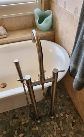 free standing bathtub filler, bathtub faucet, bathtub fixture, free standing bathtub, plumbpros