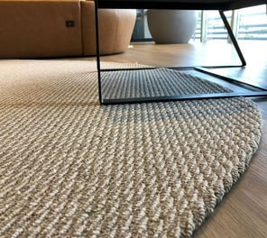 Tapete sob medida em boucle Sisal sintético
