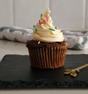 cupcake with frosting