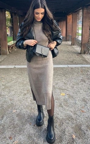  Vestido midi de punto con chaqueta de cuero
