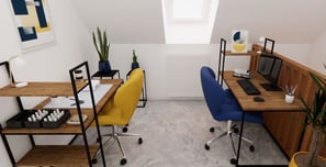 Aménagement bureau couleur jaune et bleu électrique et mobilier au style industriel
