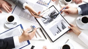 Visualización de datos analíticos para tomar decisiones informadas basadas en estudios de mercado