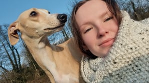 selfie de mon chien et moi