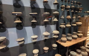 Gaya pottery