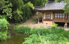Namganjeongsa Village Study Hall