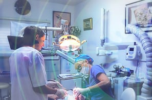 Behandlungssituation beim Zahnarzt