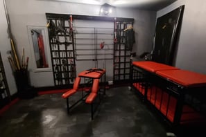 House Du Croix BDSM Studio and Dungeon in BristolBristol