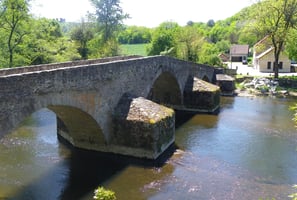 Le vieux pont Roman de Menat