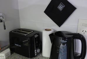 Tostadora, Jarra eléctrica