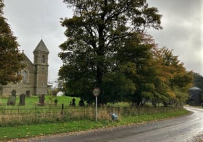 Ganton Road in Foxholes by Jonathan Clitheroe, CC BY-SA 2.0 <https://creativecommons.org/licenses/by-sa/2.0>, via Wikimedia C